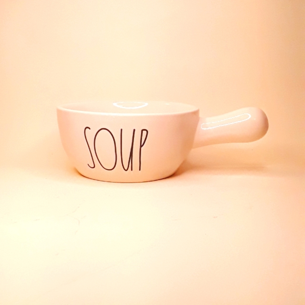 Rae Dunn SOUP bowl w/handle EUC. Oven safe.